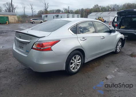 2014 Nissan Altima 2.5 S из США, поврежденный, VIN 1N4AL3AP9EC185203
